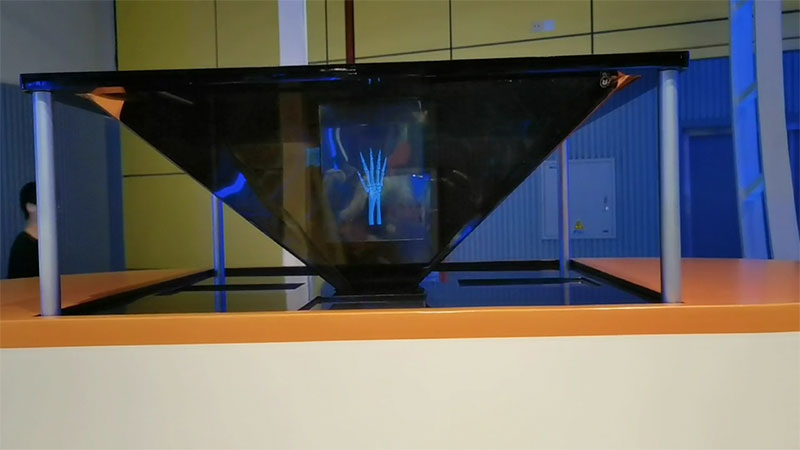 倒三角360°全息柜